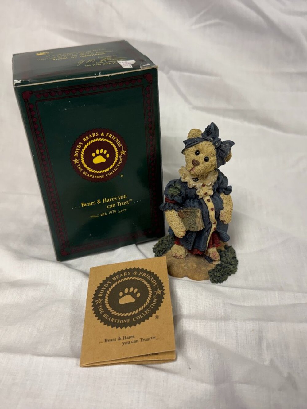 Boyds Bears & Friends Bearstone Figurine Momma McBear Anticipation